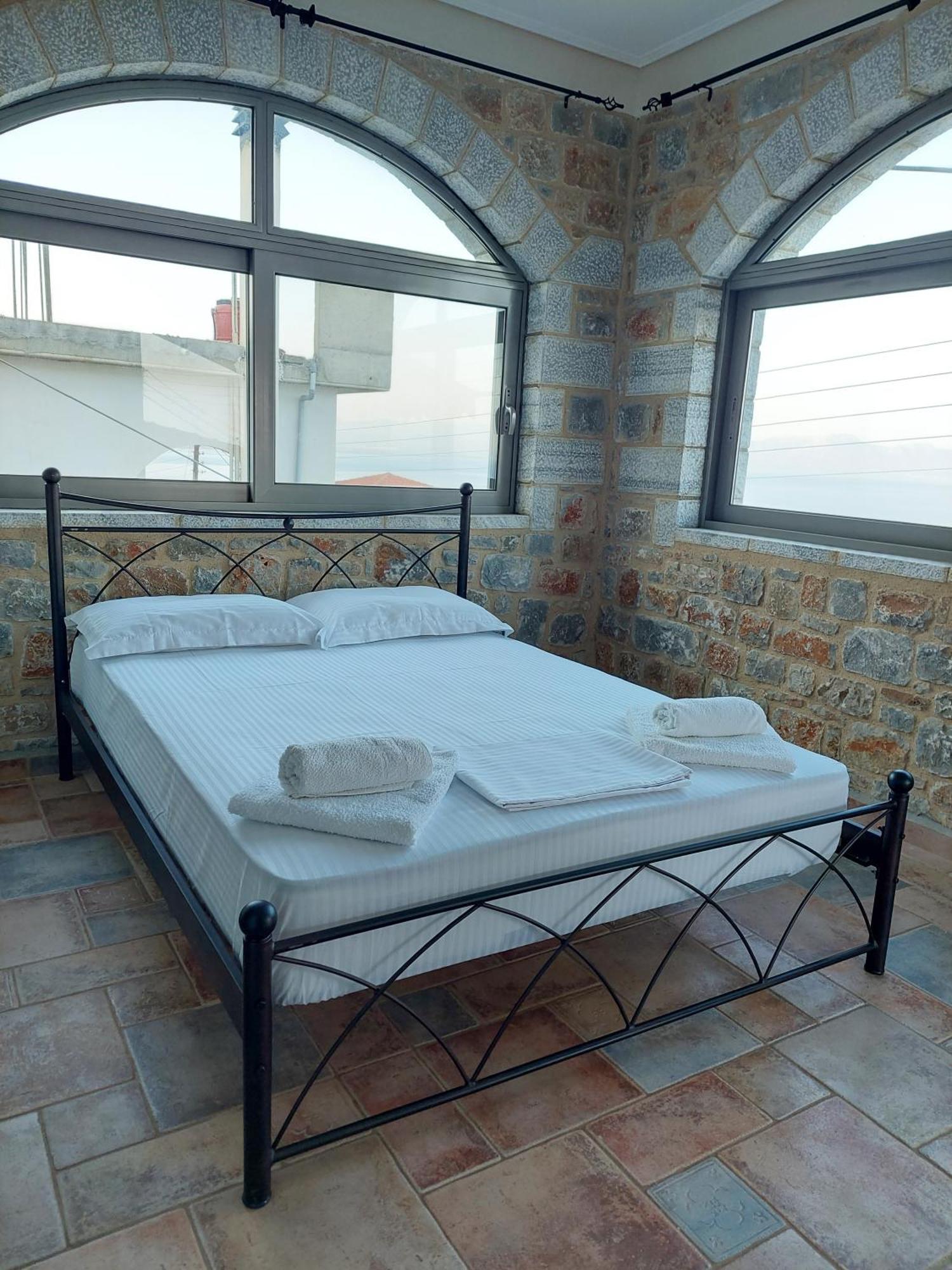 Apartamento Golden Sunrise Githio Exterior foto